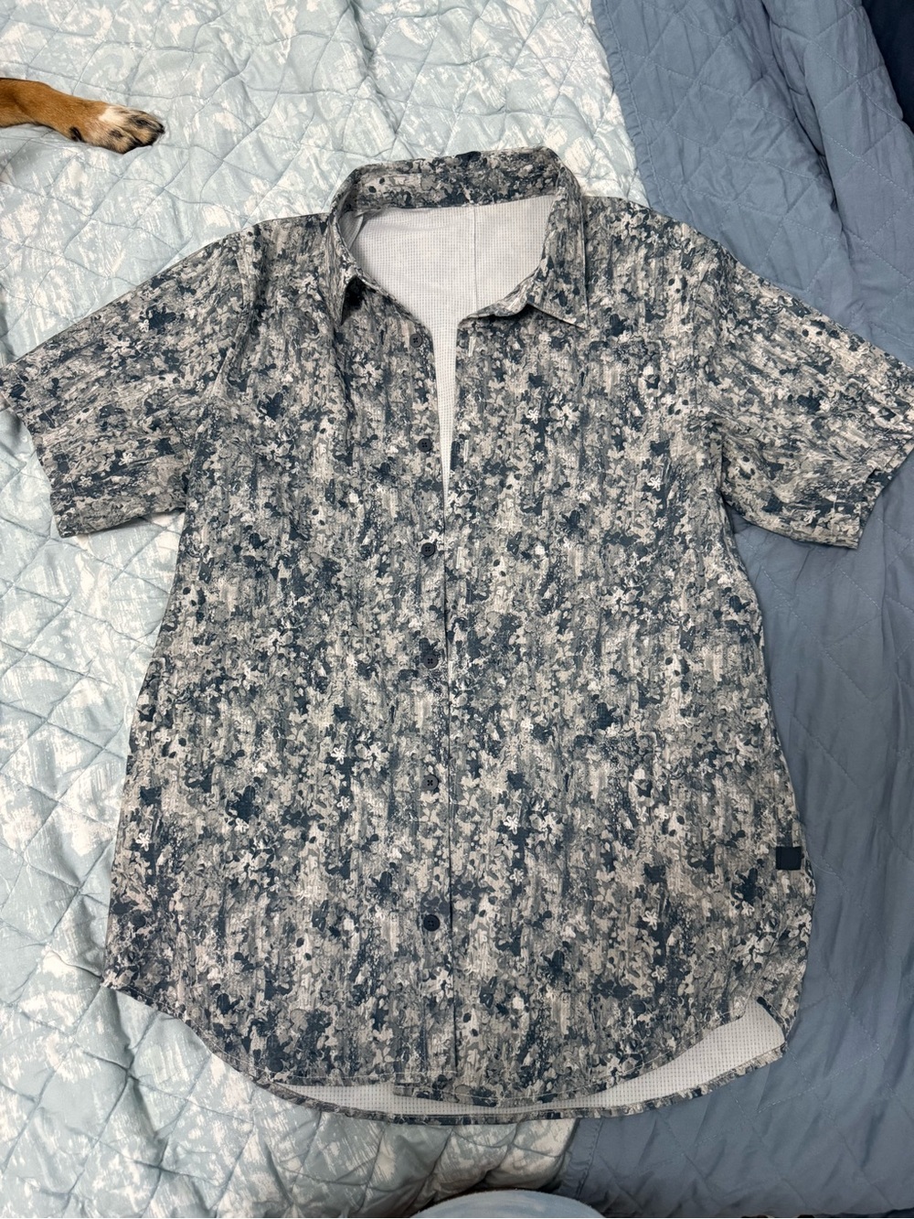 Lululemon Short-Sleeve Button-Up Shirt